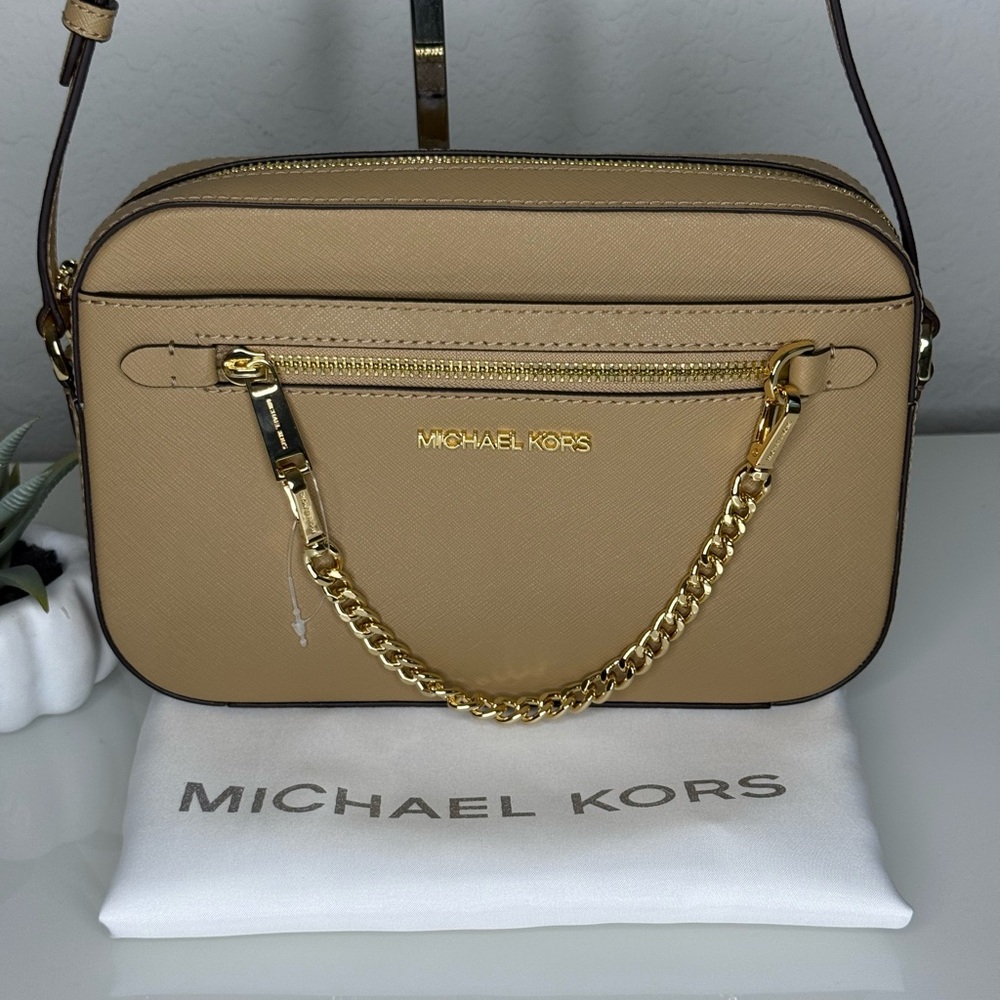 MICHAEL KORS Jet Set Travel Large Chain Cossbody Bag in Camel with Dust Bag NWT